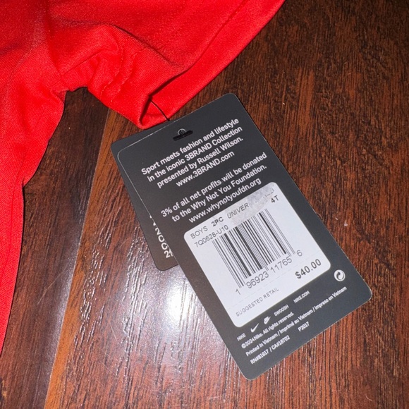 NWT Boys Nike Set Sz 4T - Picture 3 of 3
